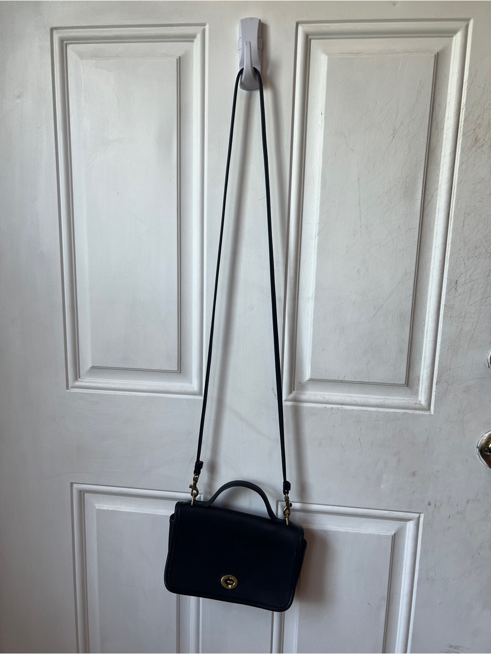 Coach Casino 9924 Vintage Crossbody Bag - Picture 10 of 13